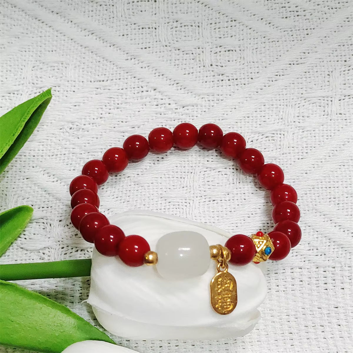 Red Chinese Style 'Na Fu' Pendant Beaded Bracelet – Handmade Lucky Charm