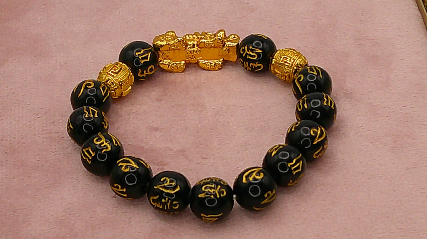 Obsidian Pi Xiu Wealth Bracelet – Golden Pi Xiu & Six-Word Mantra | Unisex