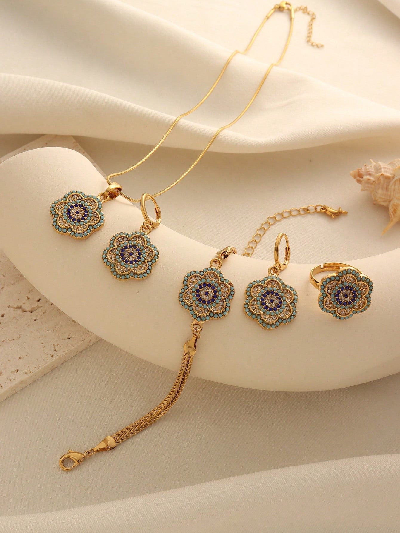 Gold-Plated Devil's Eye Flower Jewelry Set – Pendant, Earrings, Ring, Bracelet & Necklace