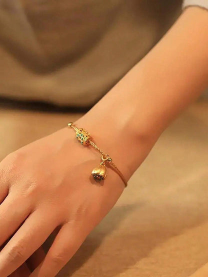Vintage Gold-Plated Adjustable Bracelet – Lapis Lazuli Lotus Design