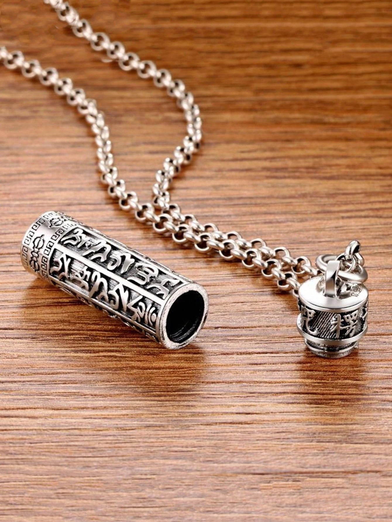 Vintage Six Characters Pendant Necklace – Openable, Multifunctional, Timeless Style for Men